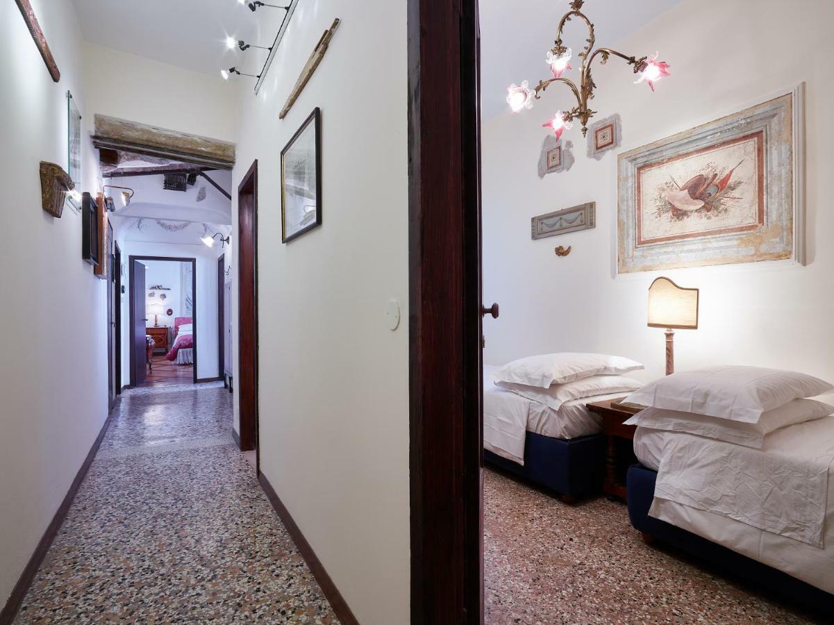 Palazzo Morosini Brandolin Dimora Romantica Венеція Екстер'єр фото