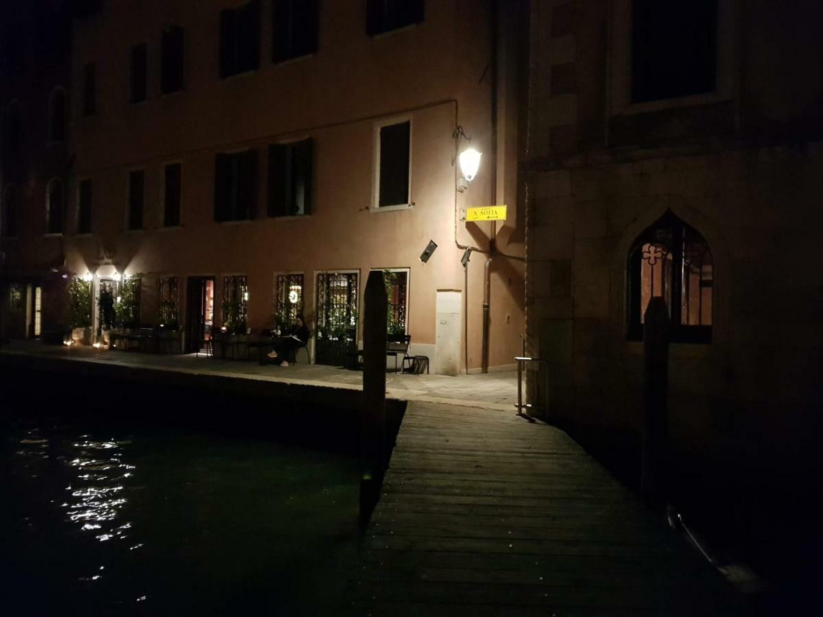 Palazzo Morosini Brandolin Dimora Romantica Венеція Екстер'єр фото