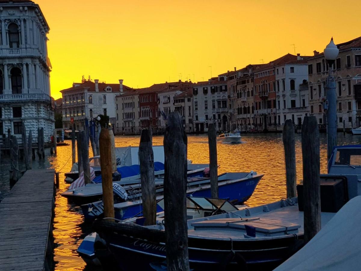 Palazzo Morosini Brandolin Dimora Romantica Венеція Екстер'єр фото
